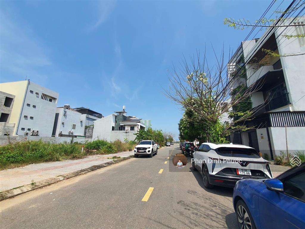 Bán lô đất biệt thự hướng đông nam  đường trung lương 17  đảo vip, hòa xuân
