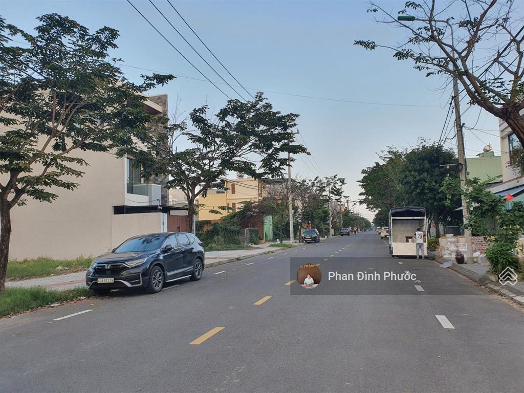 Bán đất bùi trang chước đường 10m5  có nhà c4 / b1.42  hòa xuân