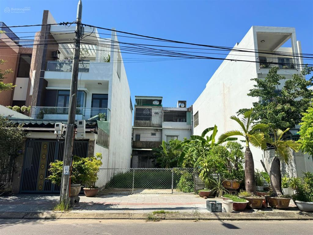 Đất huỳnh văn gấm 121,2m2  hướng đông bắc khu đảo vip hòa xuân