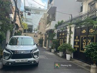 Nhà 3 tầng huỳnh văn bánh  ngang 4.6m đẹp  giá 13.5 bán. khu phú nhuận hiếm nhà bán