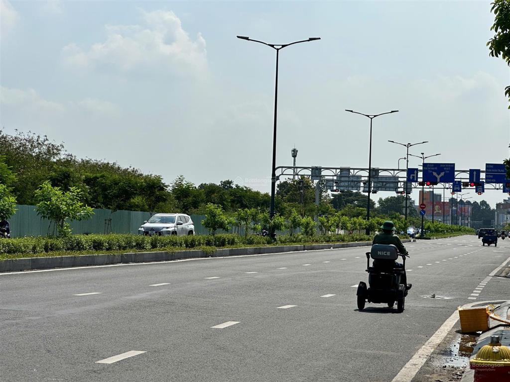 Dt ngang 6m  mt nhất chi mai, nhà ga t3  100m  trệt, lửng, 3 lầu, st. giá chỉ 24 tỷ tl