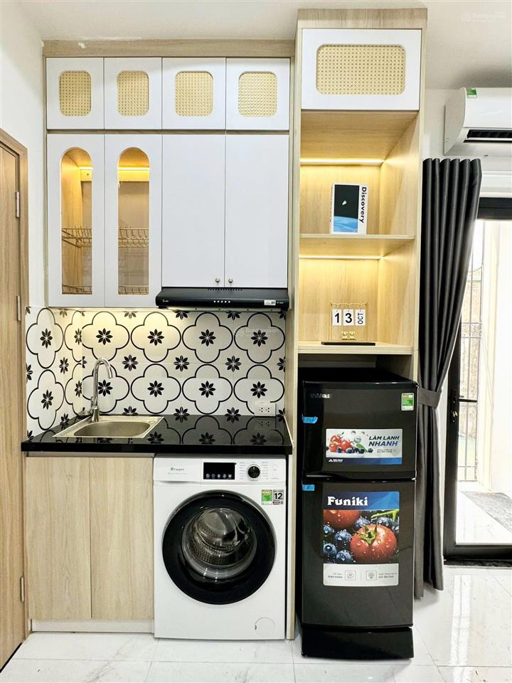Cần bán gấp ccmn trung tâm hoàng mai  6 tầng thang máy  14 phòng khép kín siêu xịn sò  gần ô tô