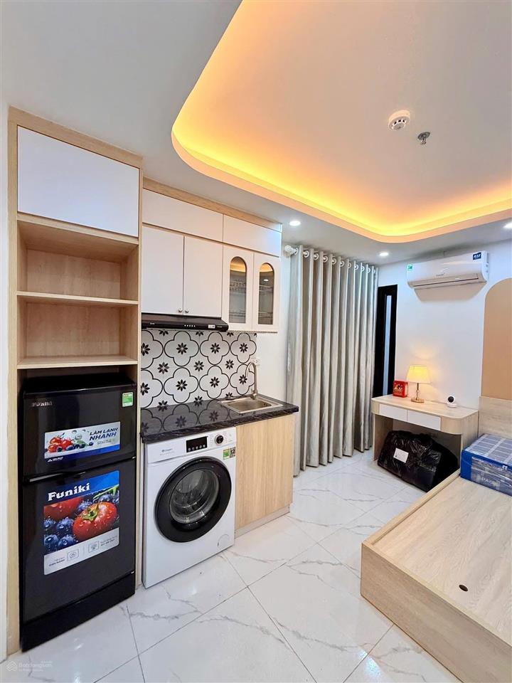 Giảm sốc 700trnguyễn ngọc vũchdv 7 tầng thang máy  16 pkk  vị trí đắc địa trung tâm cầu giấy