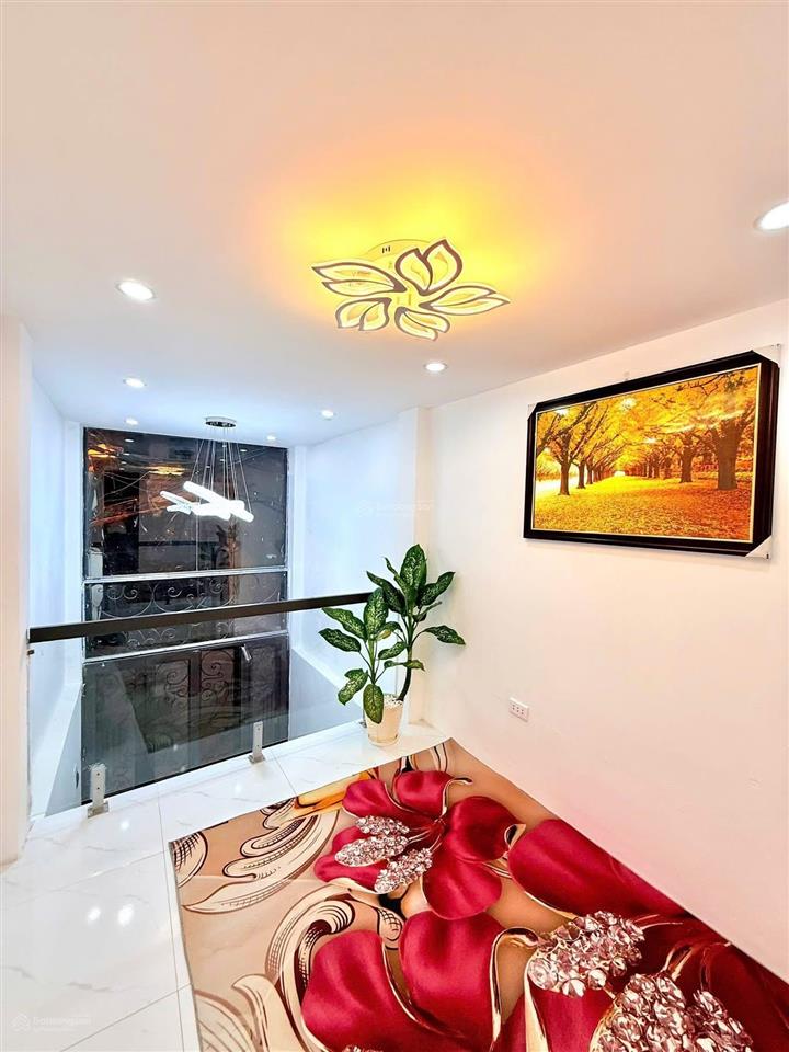 Gấp gấp! siêu phẩm lô góc 5 tầng phố trương định  nhà mới đẹp full nội thất thoáng sáng ở sướng