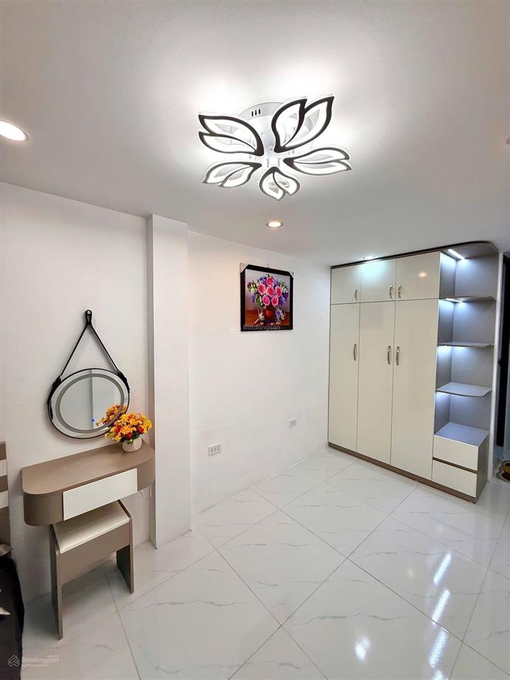 Gấp gấp! siêu phẩm lô góc 5 tầng phố trương định  nhà mới đẹp full nội thất thoáng sáng ở sướng