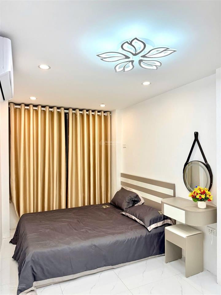 Gấp gấp! siêu phẩm lô góc 5 tầng phố trương định  nhà mới đẹp full nội thất thoáng sáng ở sướng