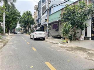 Bán nhà khu tên lửa, mt đường số 28, dt 5 x 20m, 3.5 tấm, giá 14 tỷ.