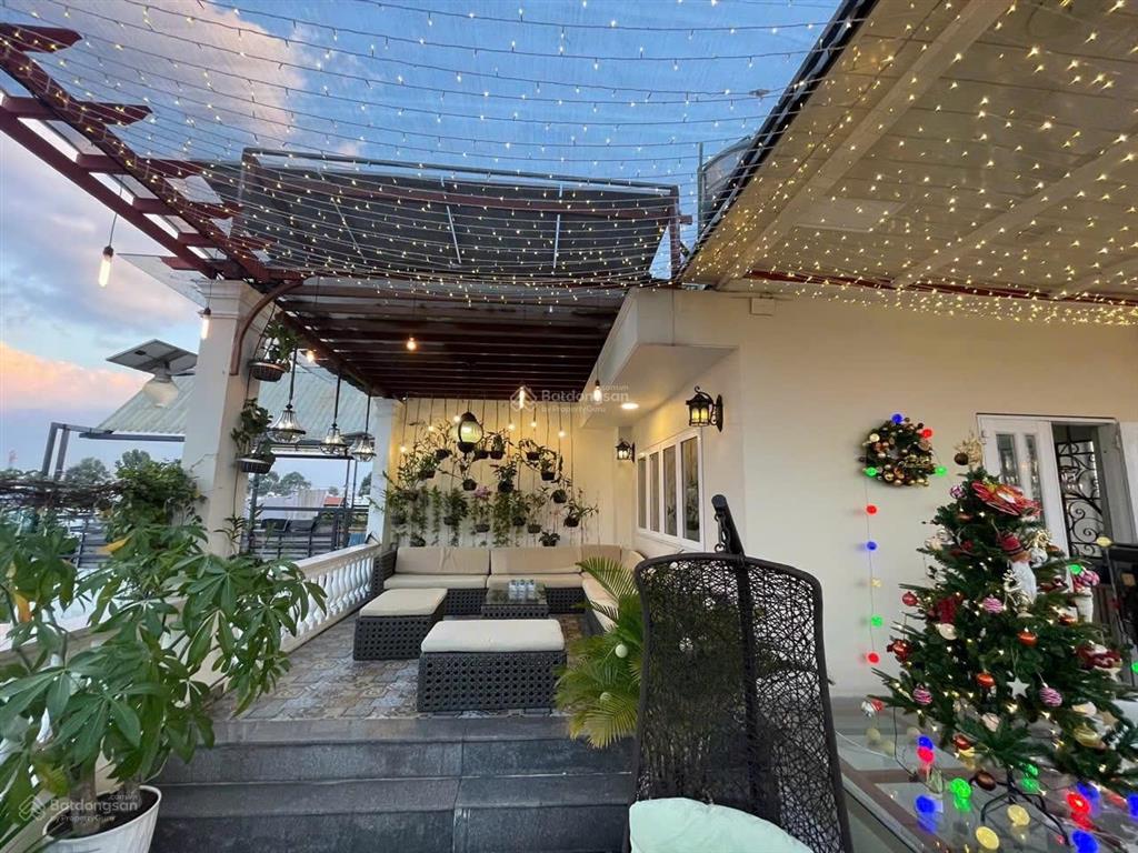 Bán nhà khu tên lửa, mt đường số 30, dt 9 x 20m, 3.5 tấm, giá 27 tỷ.