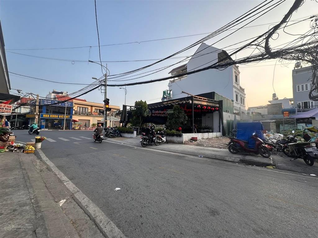 Góc 2 mặt đường hẻm xe hơi 574 kinh dương vương ngang 7.5m cực đẹp giá chỉ 5.9 tỷ.