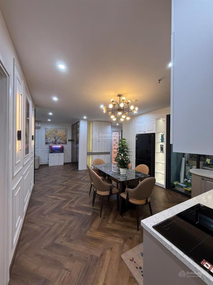 Em chung chủ nhà cần bán gấp căn hộ tầng 18 flc complex (trục hoa hậu view công viên) 3pn full