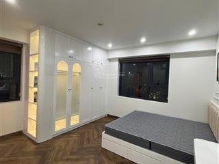 Em chung chủ nhà cần bán gấp căn hộ tầng 18 flc complex (trục hoa hậu view công viên ) 3pn full