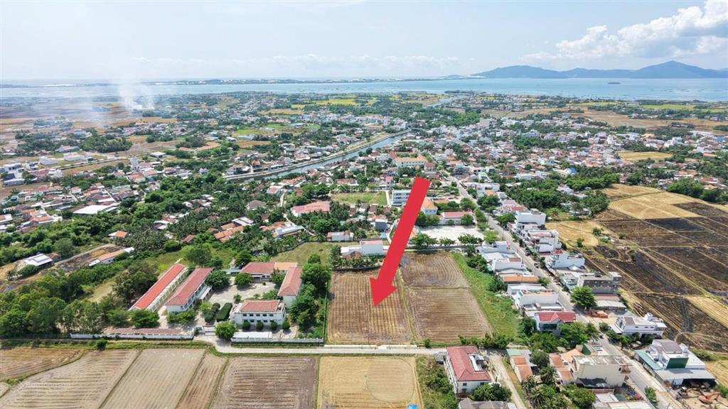 Đất trung tâm tu bông  pk8. chỉ 1tỷ 300triệu/lô 130m2 full thổ cư, đường ôtô 6m. rẻ nhất khu vực
