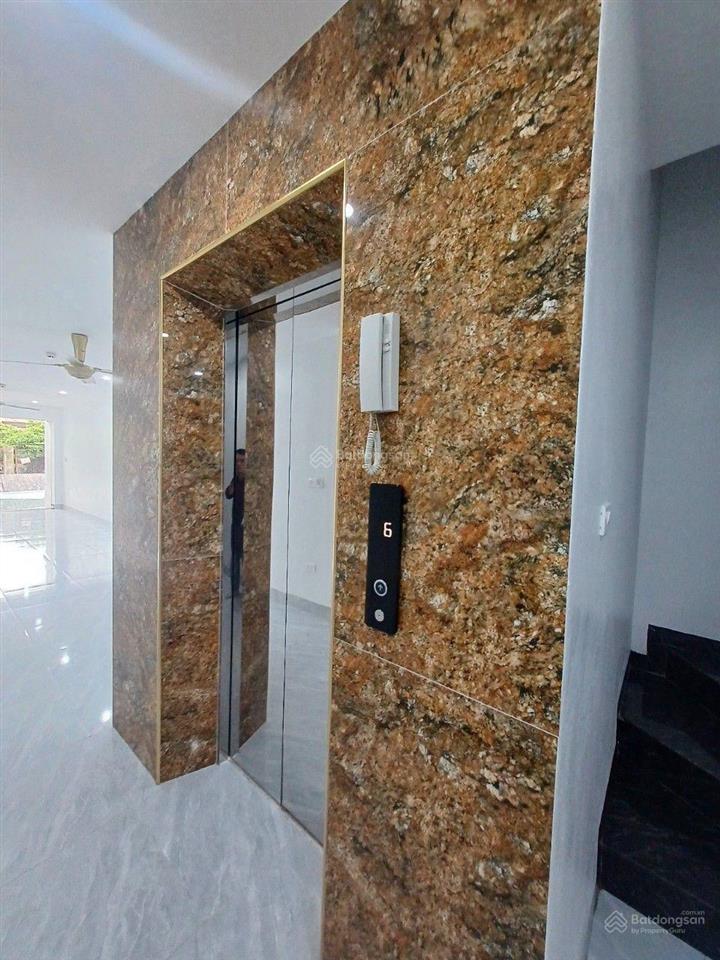 9 tỷ có nhà nguyễn hoàng tôn, 34m2*6t thang máy, cách mặt ngõ ô tô 3 nhà, ngõ sạch đẹp, gần hồ tây