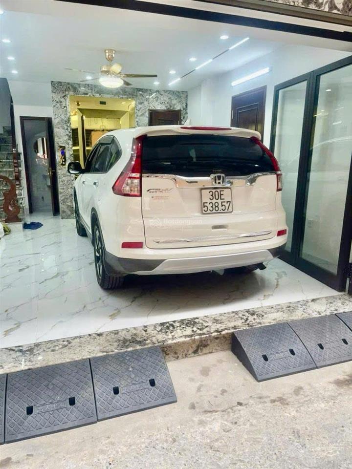 Bay nhanh! lô góc 3 mặt thoáng, gara ô tô, thang máy phố nguyễn chánh,cầu giấy 55m2*6t. giá 23,5 tỷ