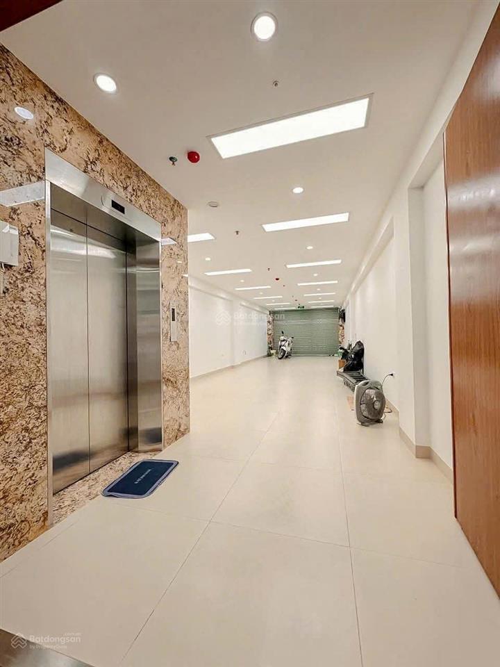 Tòa nhà building nguyễn chánh,cầu giấy 80m2*8t thang máy,kinh doanh,ngõ ô tô tránh,vỉa hè.giá 38 tỷ