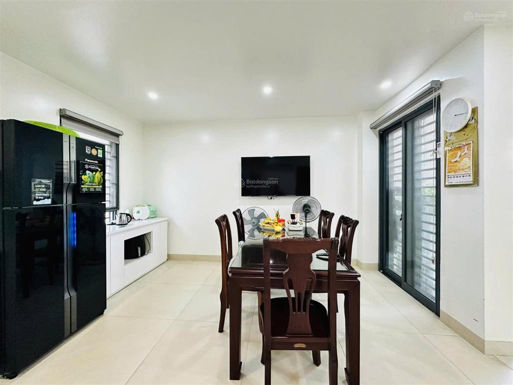Cực hot! p/lô trung yên,cầu giấy 100m2*6t vỉa hè rộng, ngõ ô tô tránh, kinh doanh đa dạng.giá 47 tỷ