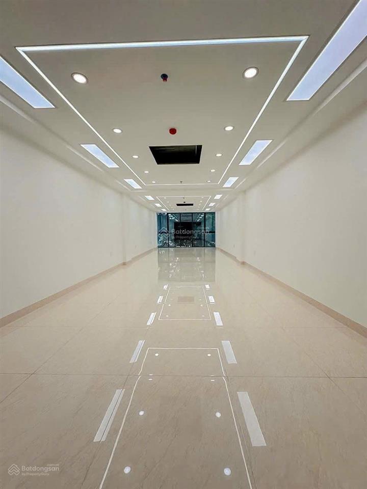 Hiếm! p/lô trung kính 100m2*7t thang máy,vỉa hè, kinh doanh đa dạng,ngõ thông ô tô tránh. giá 42 tỷ