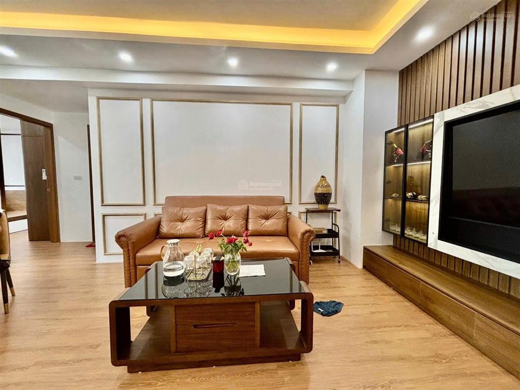 Rẻ nhất tòa! căn hộ tầng đẹp,view đẹp chung cư 30t1 nam trung yên, cầu giấy, dt46m2. 0941 235 ***