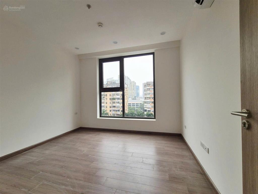 Hot! cần bán nhanh căn góc, dt83,3m2, 3pn2wc tầng đẹp, view đẹp nhận nhà ở được ngay.0941 235 ***