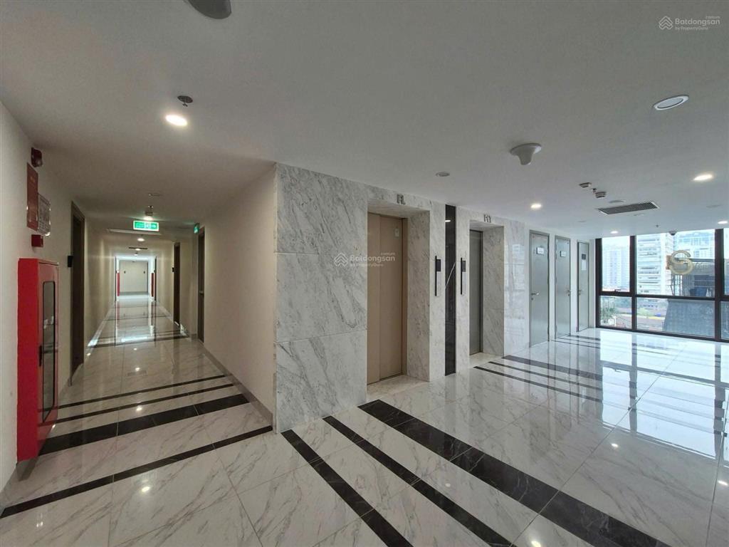 Hot! cần bán nhanh căn góc, dt83,3m2, 3pn2wc tầng đẹp, view đẹp nhận nhà ở được ngay.0941 235 ***