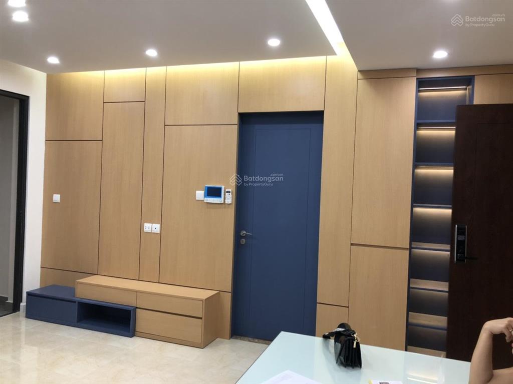 Bán gấp căn hộ 70,63m2, 5,7 tỷ (thiện chí tl sâu) tòa ct5ct6 lê đức thọ.