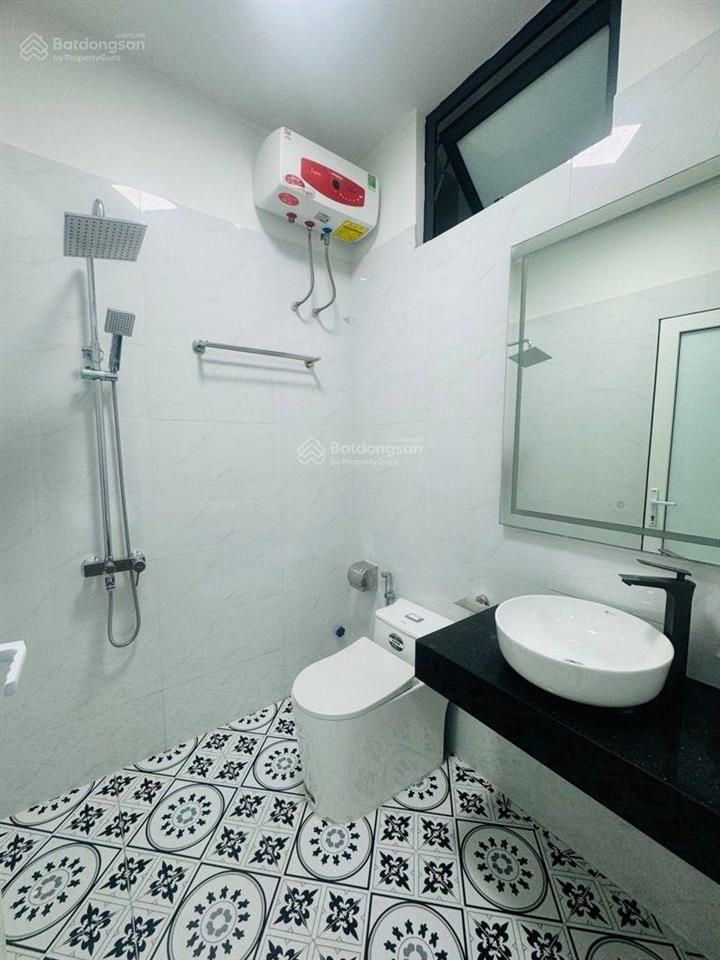Phân lô trung tâm phúc lợi view nhà văn hóa ô tô dừng đỗ vỉa hè thang máy kinh doanh full