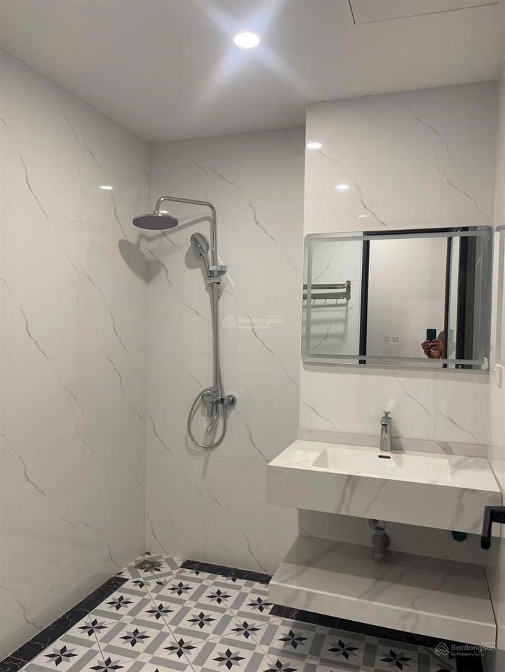 Bán nhà đẹp thạch bàn 58m2 x 7 tầng thang máy ô tô tránh vỉa hè rộng kinh doanh đỉnh