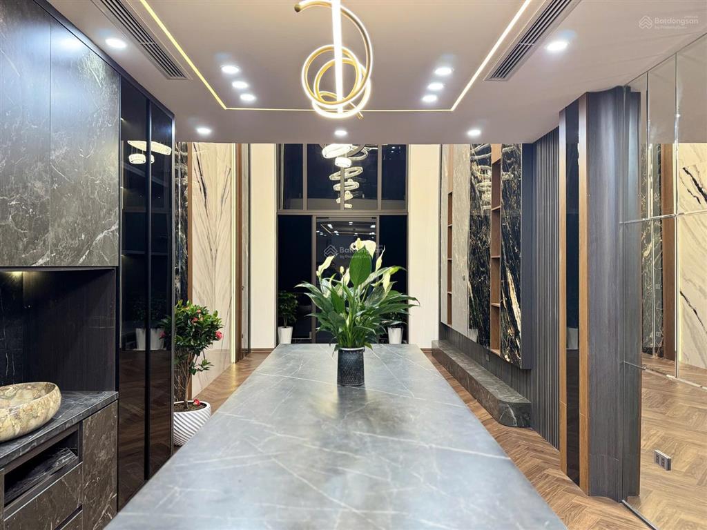 Siêu phẩm phố trạm full nội thất oto vào nhà