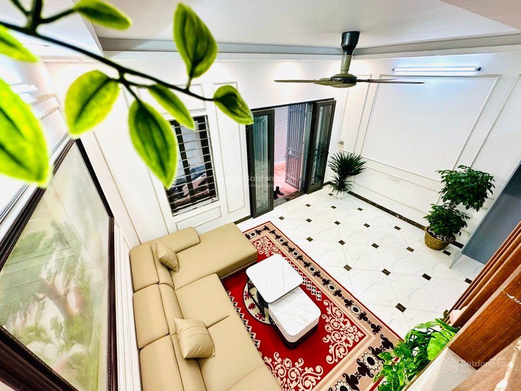 Vị trí đẹp  thông số đẹp  ô tô đỗ cổng  cách phố ô tô tránh 15m  gần trường học
