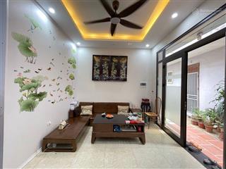 Nhà mới phú viên full nội thất 1 bước ra ô tô tránh