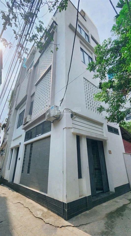 Siêu hiếm  bán nhà lô góc phố trạm, long biên giá tốt
