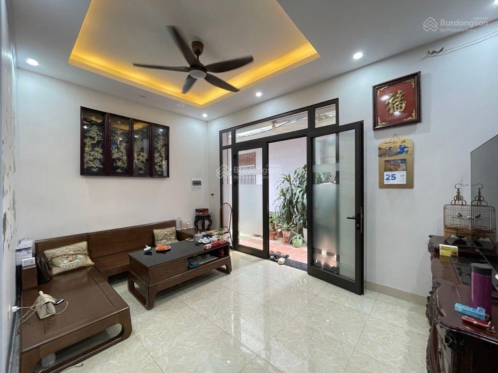 Nhà mới phú viên full nội thất 1 bước ra ô tô tránh