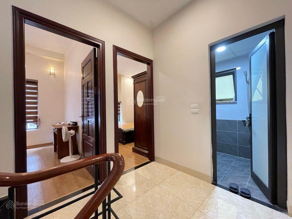 Nhà mới phú viên full nội thất 1 bước ra ô tô tránh