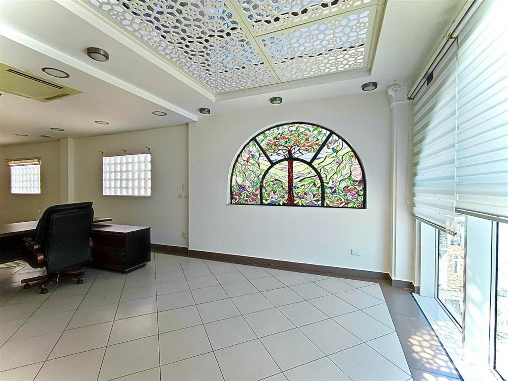 Giảm 4 tỷ bán nhà building đẹp hẻm calmette, p. ntb, q1. dt 5x16m, cn 76m2. giá 28 tỷ
