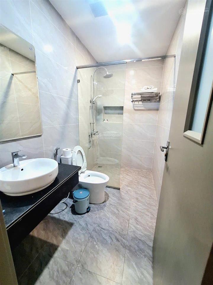 Cho thuê căn hộ 2 ngủ  vinhomes marina