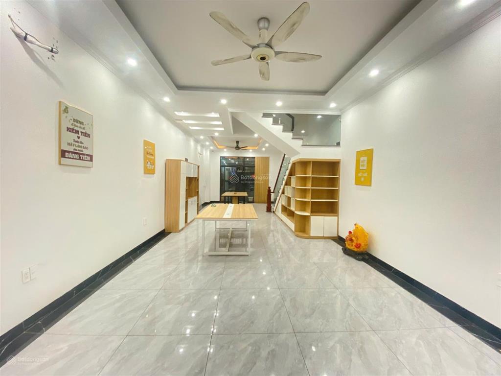 Cho thuê nhà full đồ xịn xò mới tinh ở hoàng huy mall + thang máy