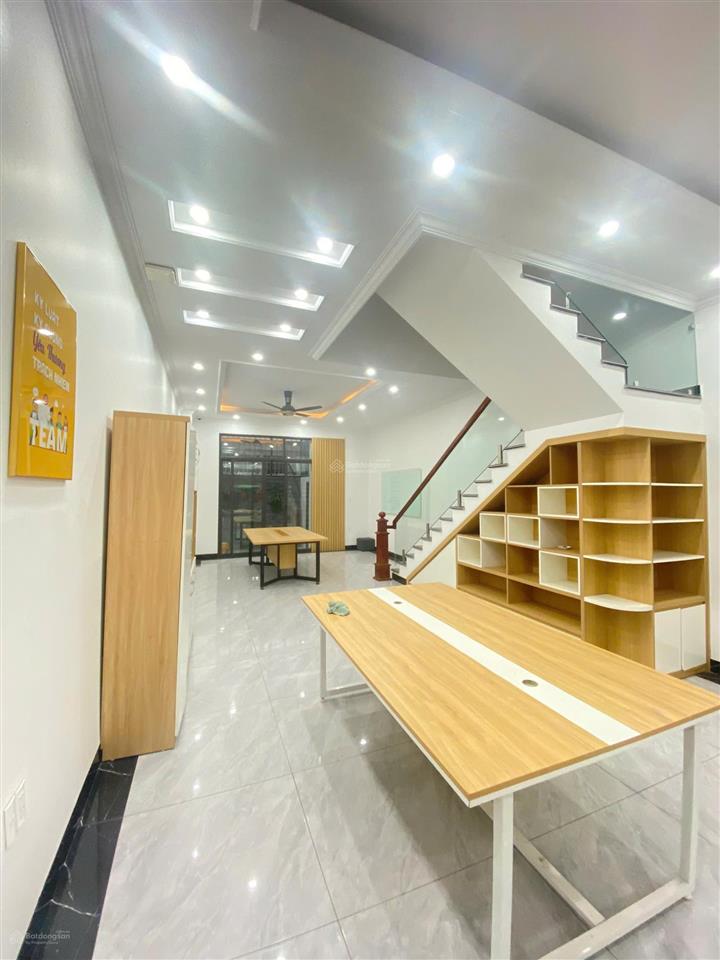 Cho thuê nhà full đồ xịn xò mới tinh ở hoàng huy mall + thang máy