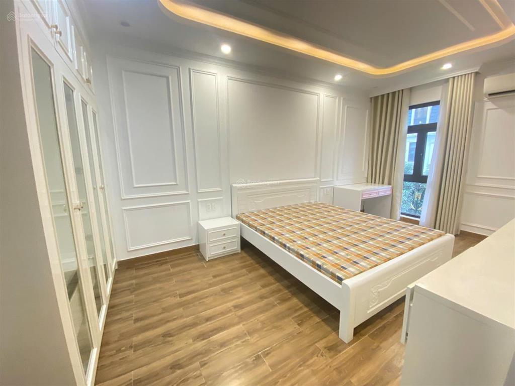 Cho thuê nhà full đồ xịn xò mới tinh ở hoàng huy mall + thang máy