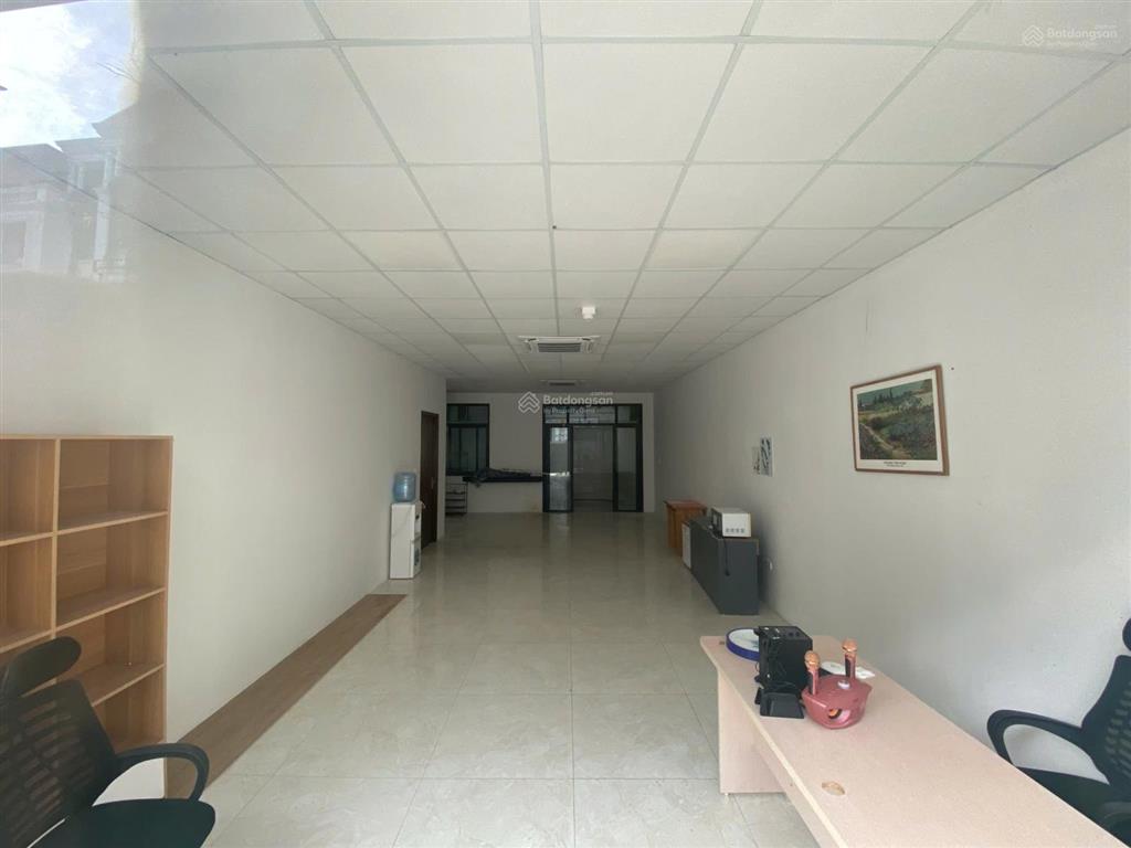 Cho thuê sàn văn phòng tầng 1 80m² vinhomes marina