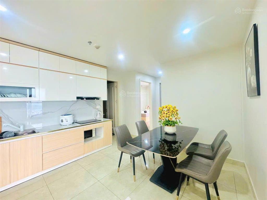Cho thuê căn hộ 3 phòng ngủ minato residence