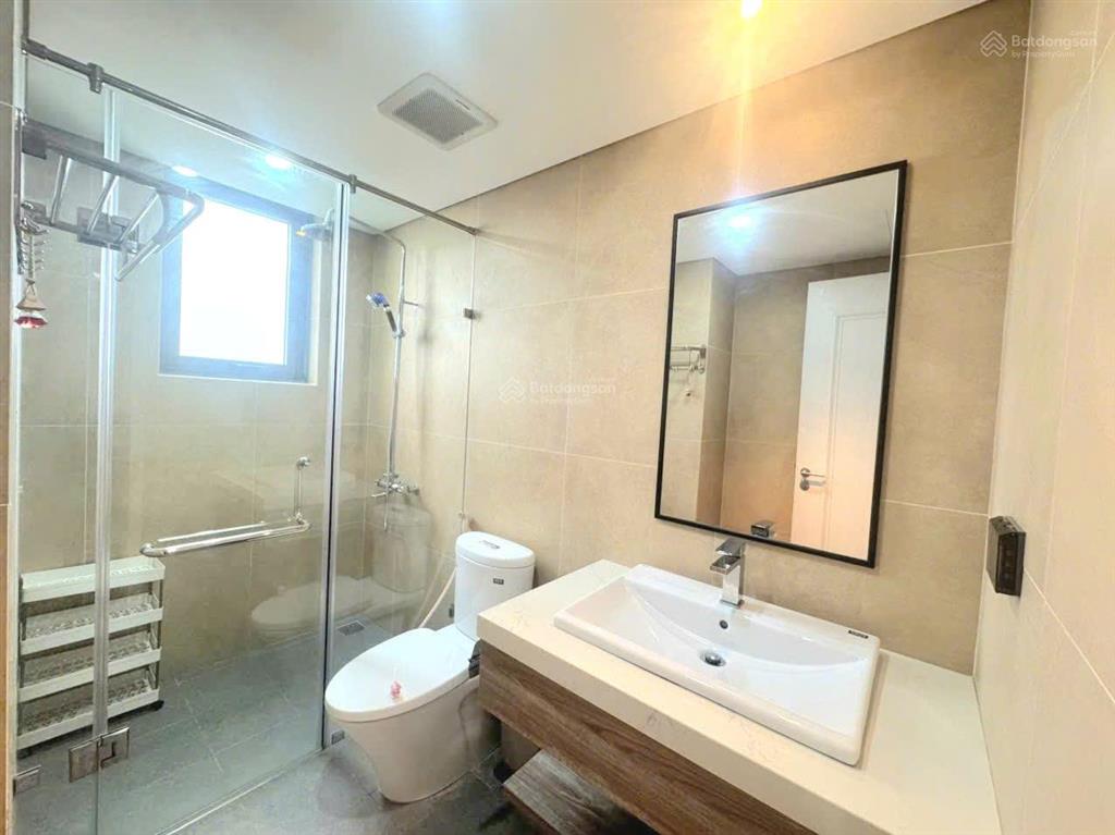 Cho thuê căn hộ 3 phòng ngủ minato residence