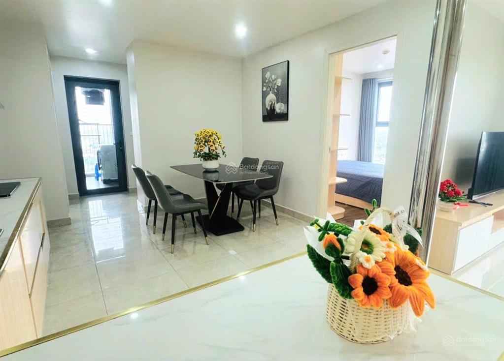 Cho thuê căn hộ 3 phòng ngủ minato residence