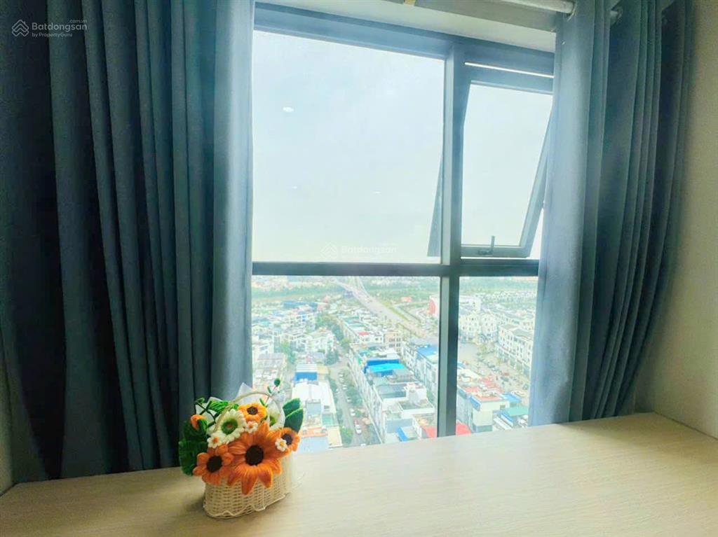 Cho thuê căn hộ 3 phòng ngủ minato residence