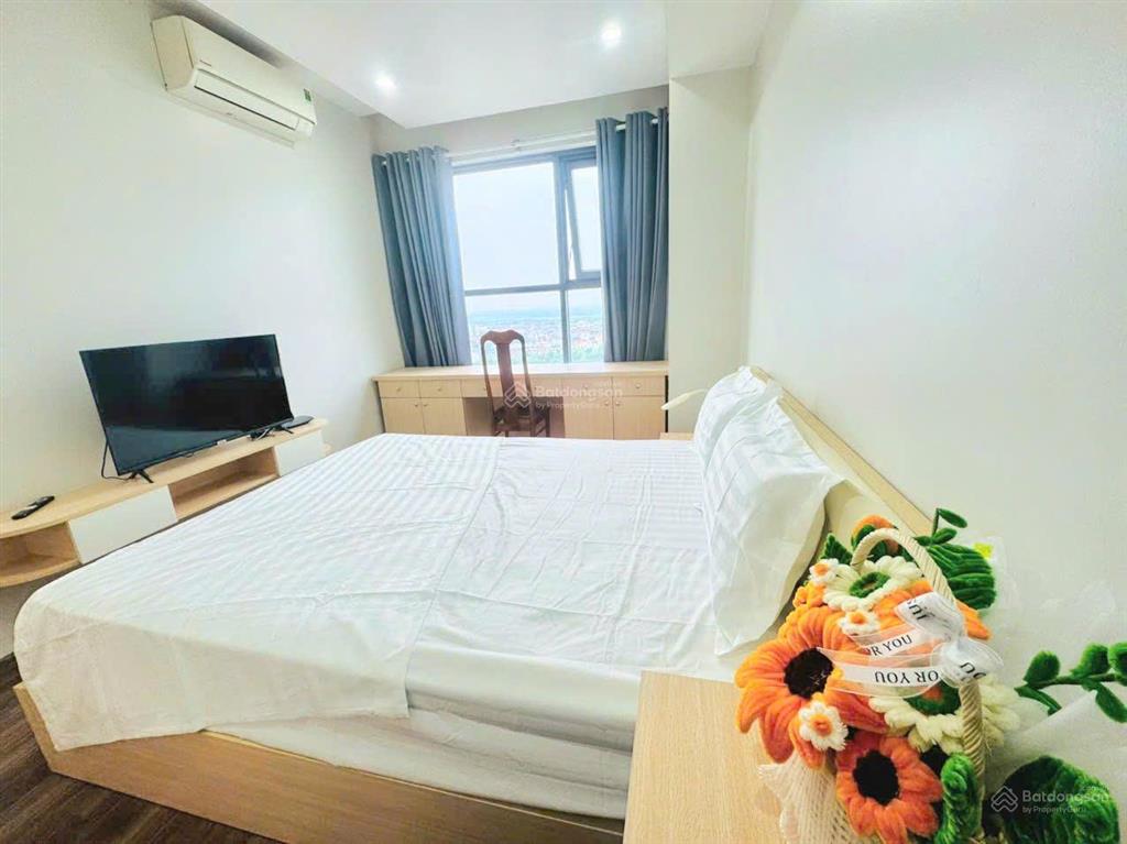 Cho thuê căn hộ 3 phòng ngủ minato residence