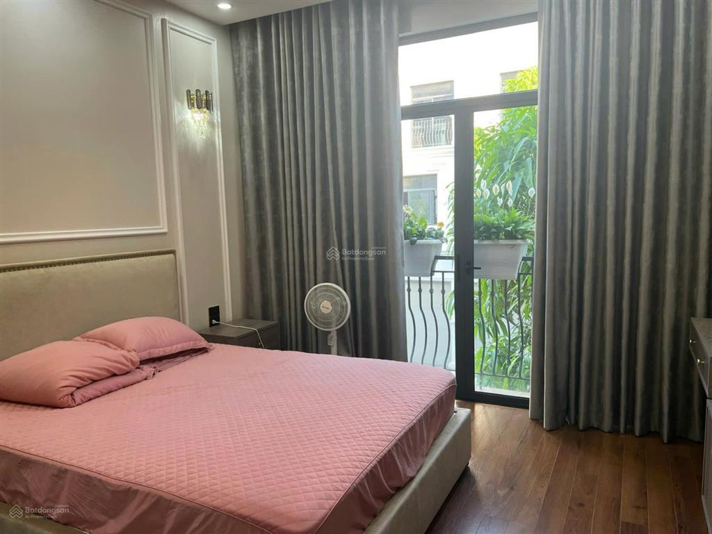 Cho thuê biệt thự song lập vinhomes marina