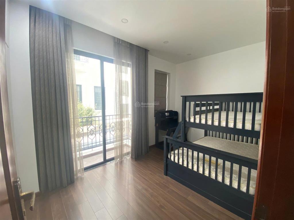 Cho thuê nguyên căn liền kề cao cấp tại vinhomes marina