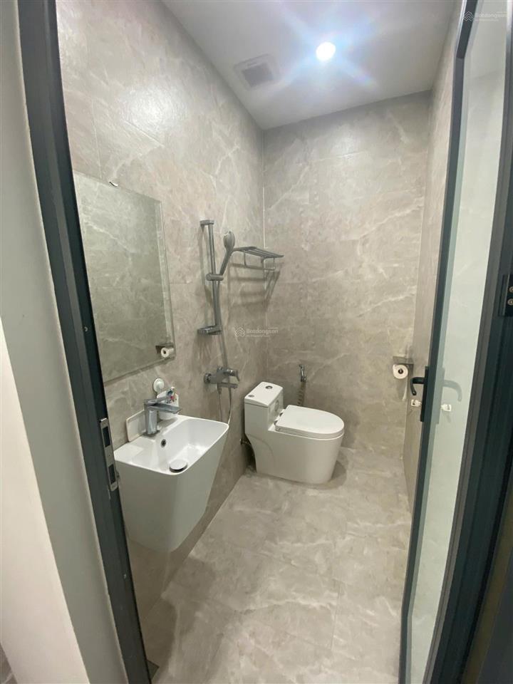 Cho thuê nguyên căn liền kề cao cấp tại vinhomes marina