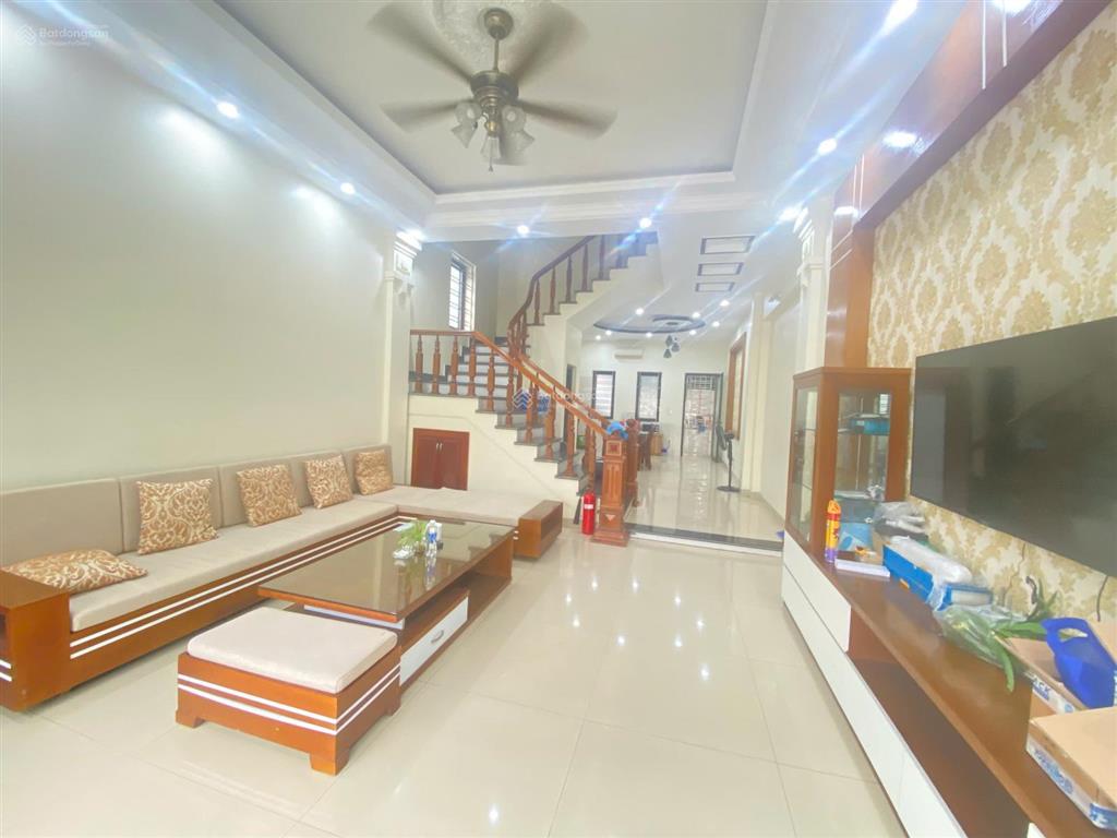 Cho thuê nguyên căn 7 phòng khép kín khu văn cao