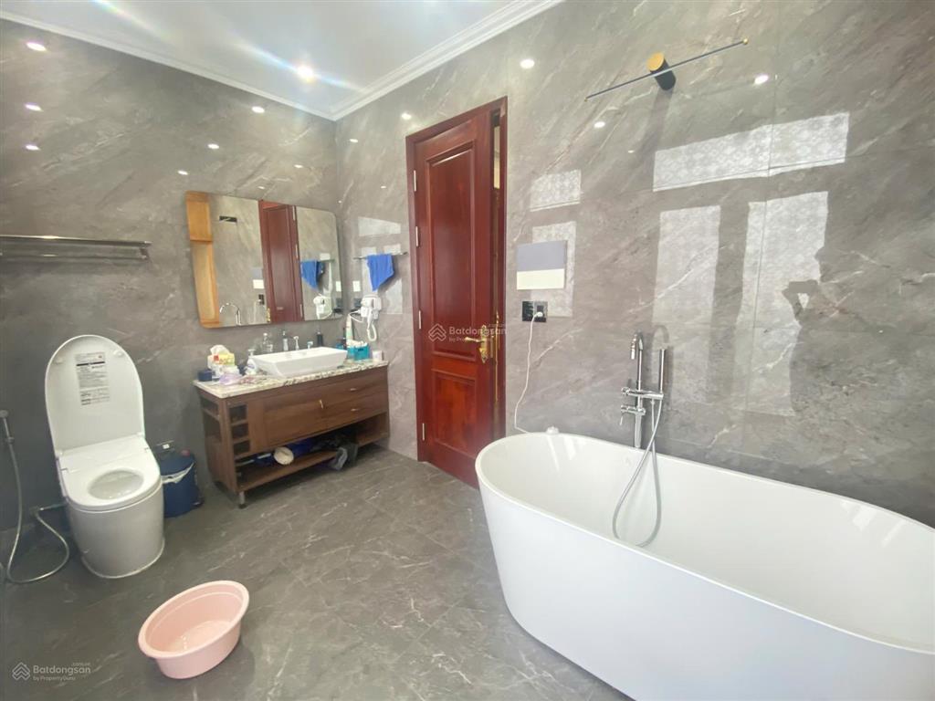 Cho thuê biệt thự song lập vinhomes marina