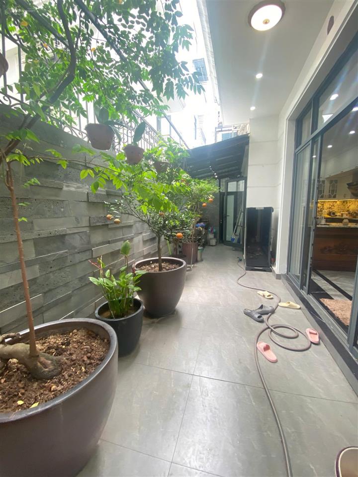 Cho thuê biệt thự song lập vinhomes marina